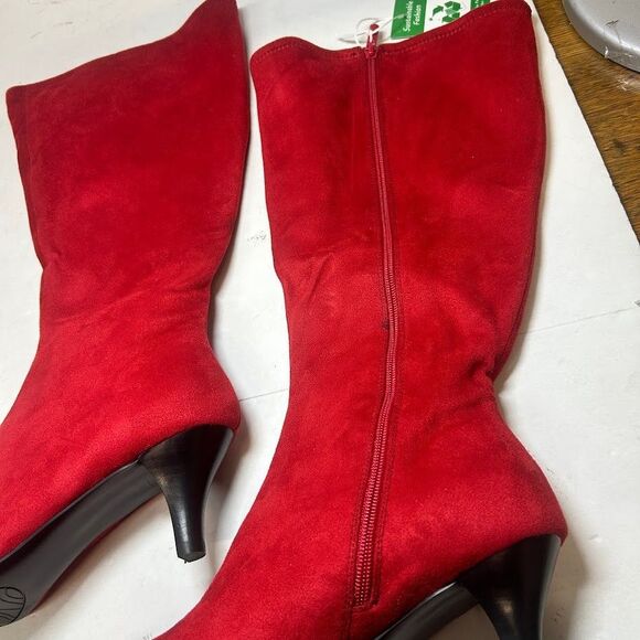 Impo Womens 9 W WC Classic Red Namora Eco Suedy Stretch Dress Boots DISPLAY JC3 - Picture 3 of 7